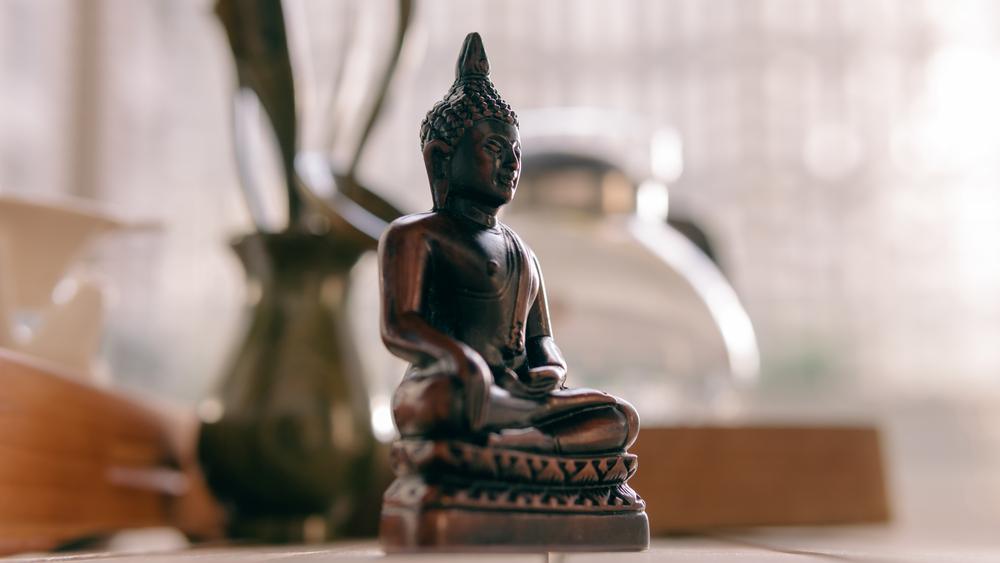 Statue de Bouddha en bronze
