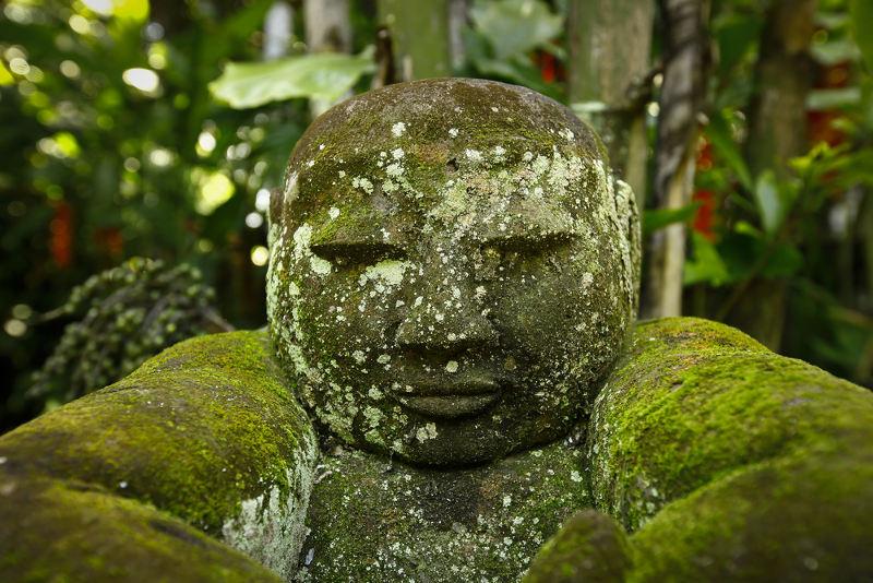 Bouddha balinais en pierre Bouddha balinais en pierre