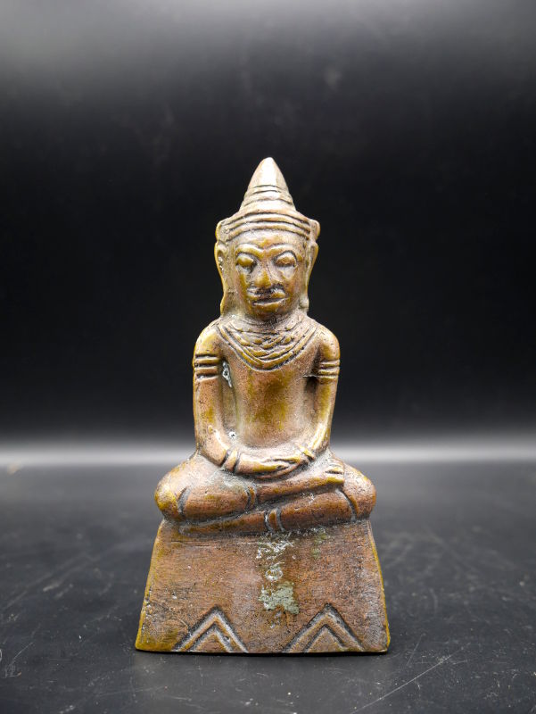 Bouddha laotien en Dyana Mudra XXème